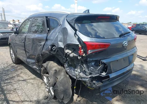 2018 Hyundai Tucson Sel Plus из США, поврежденный, VIN KM8J3CA42JU632132